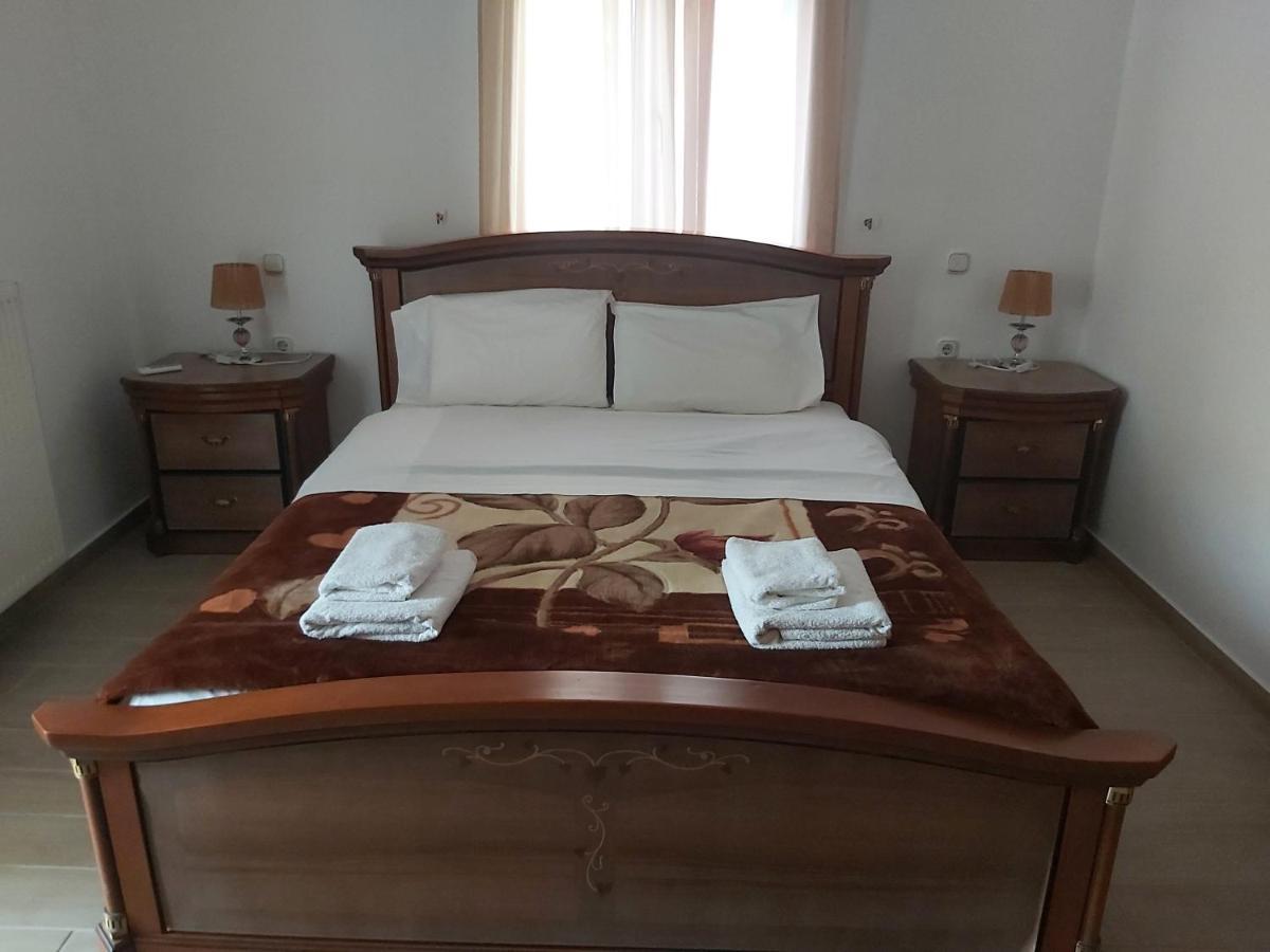 Bodikos Villas & Apartments ピツイディア エクステリア 写真