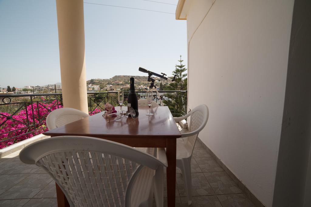 Bodikos Villas & Apartments ピツイディア エクステリア 写真