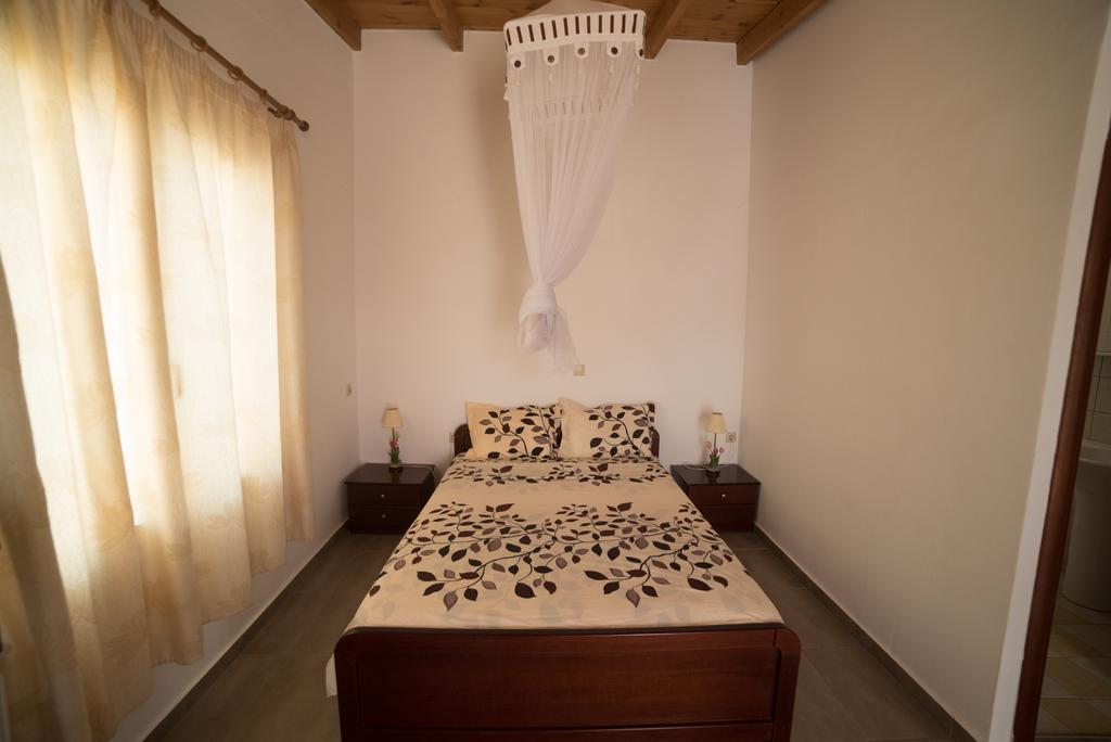 Bodikos Villas & Apartments ピツイディア エクステリア 写真