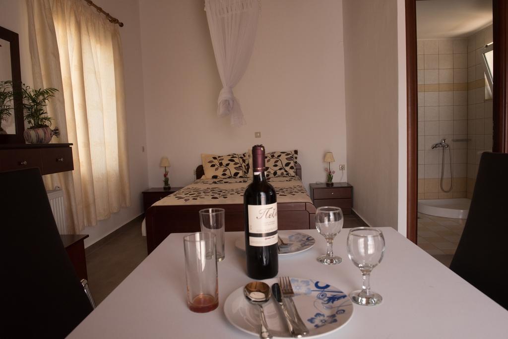 Bodikos Villas & Apartments ピツイディア エクステリア 写真