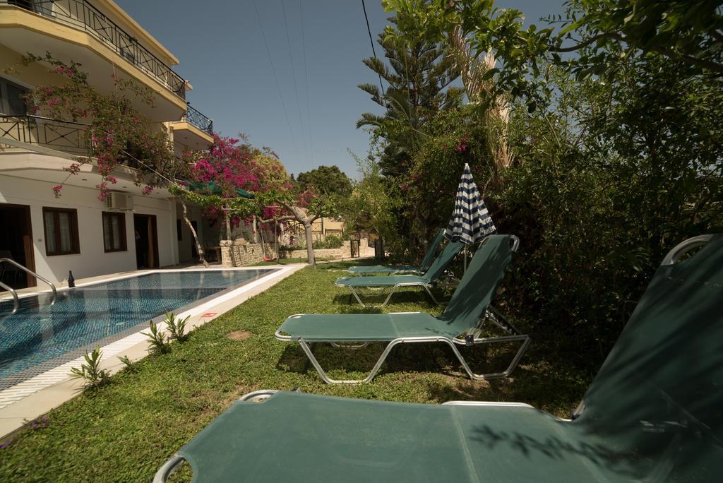 Bodikos Villas & Apartments ピツイディア エクステリア 写真