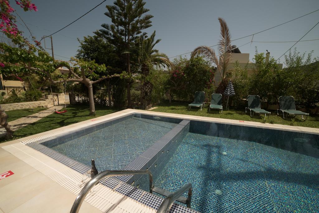 Bodikos Villas & Apartments ピツイディア エクステリア 写真
